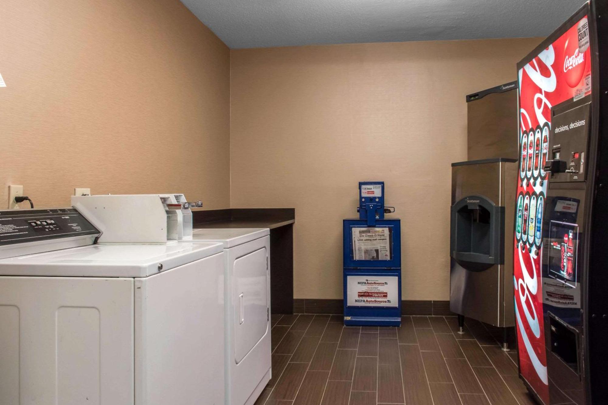 Comfort Suites Scranton Near Montage Mountain Kültér fotó